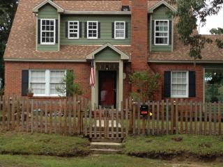 1008 Rowan St, Fayetteville NC  28305-4654 exterior