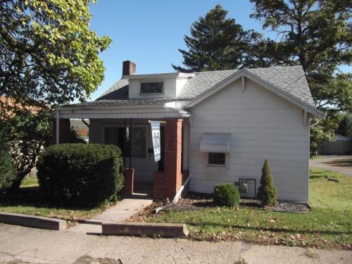955 Church St, Hazle Township, PA 18201-7622