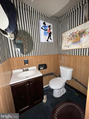 601 Chelten Ave, Philadelphia PA  19126-3825 exterior