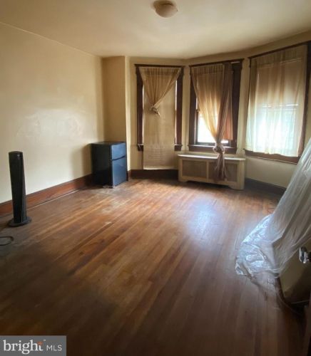 120 Ingham Ave, Trenton NJ  08618-3714 exterior