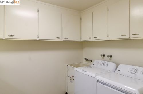 677 Briergate Way, Hayward CA  94544-7201 exterior