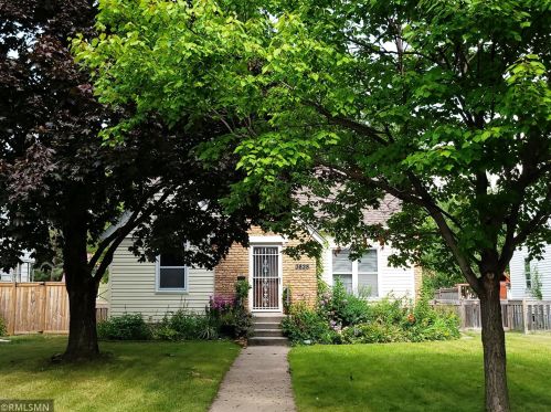 3828 Halifax Ave, Minneapolis, MN 55422-2214