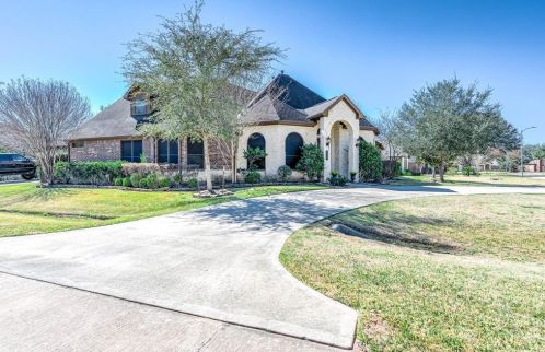 33303 Winsford St, Fulshear, TX 77441-4042