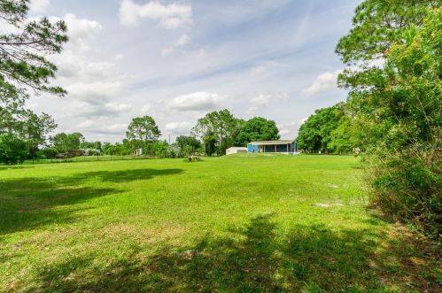 3207 Cypress Trails Dr, Polk City FL  33868-9487 exterior