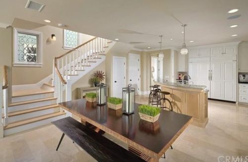 7304 Oceanfront, Newport Beach CA  92663-1727 exterior