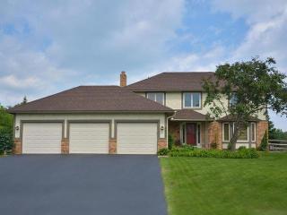 5435 Sycamore Ln, Minneapolis, MN 55442-1710