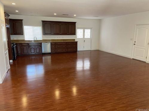 44525 45th St, Lancaster CA  93536-7628 exterior