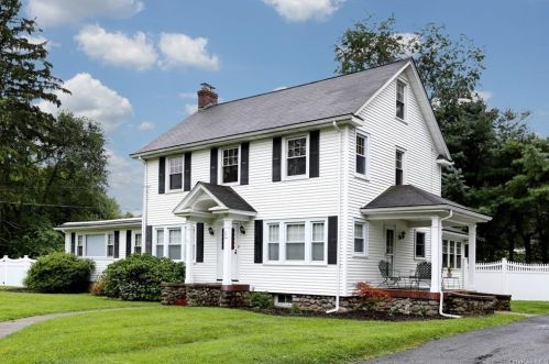 35 Rosman Rd, Thiells, NY 10984-1301