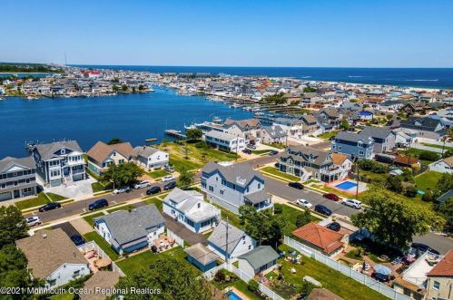 102 Niblick St, Point Pleasant Beach NJ  08742-3114 exterior