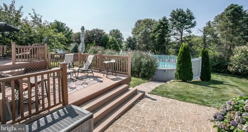 109 Joan Dr, Collegeville PA  19426-1958 exterior