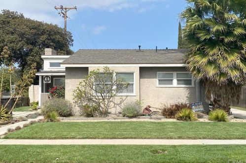 2336 Stearnlee Ave, Long Beach, CA 90815-1935