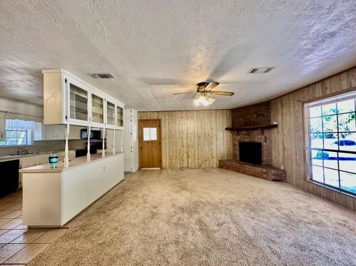 708 Myrtle St, Woodville, TX 75979-4441