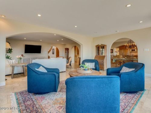 2114 Fallen Leaf Dr, Santa Maria CA  93455-5733 exterior