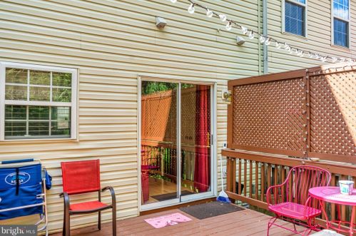 211 Shaw Ct, Fredericksburg VA  22405-2688 exterior