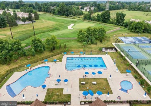 118 Shoal Creek Dr, Blue Bell PA  19422-3250 exterior