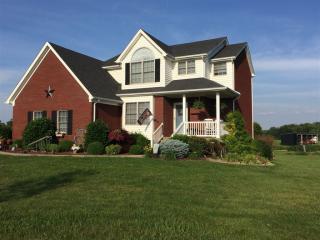 66 Huntington Ln, Rineyville, KY 40162-9304