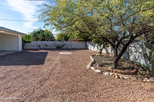 8409 Mary Dr, Tucson AZ  85730-2038 exterior