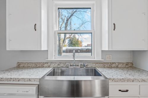 1027 Church St, Marion OH  43302-4408 exterior