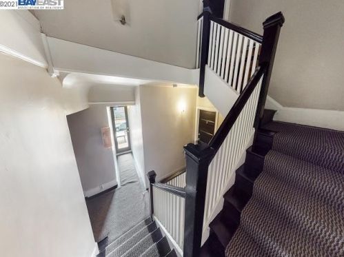 2043 7th Ave, Oakland CA 94606-1943 exterior