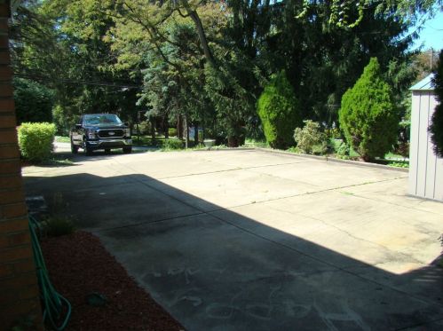 220 Mcgregor Dr, Verona PA  15147-3520 exterior