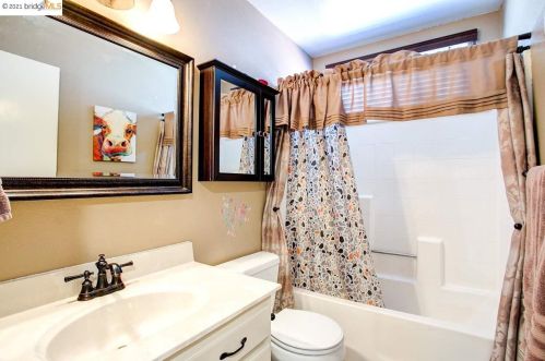 2309 Windsor Ln, Oakley CA  94561-3317 exterior