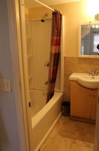 90 Pne St, Swampscott MA 01907-1819 exterior