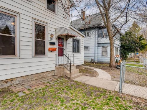 659 Charles Ave, Saint Paul MN  55104-2717 exterior