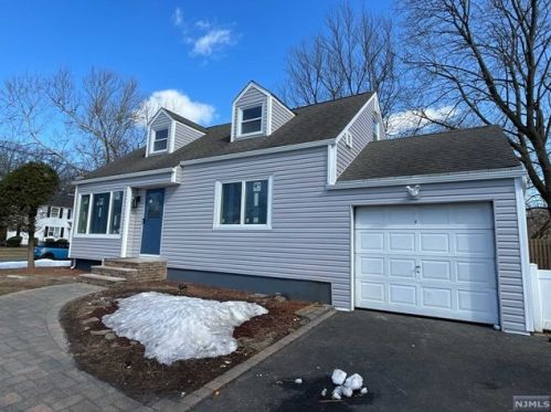 236 Reichelt Rd, N Milford NJ  07646-2218 exterior