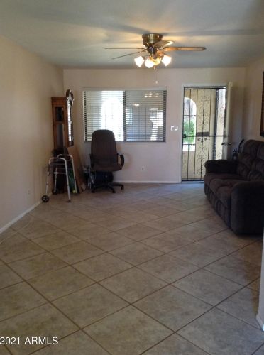 1071 Nebraska St, Chandler, AZ 85225-6639