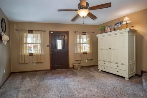 1014 Hinde St, Washington Ch OH  43160-1931 exterior