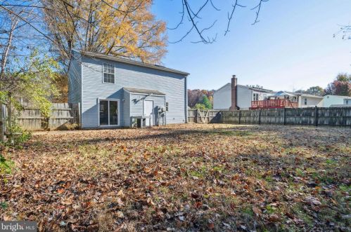 13488 Princedale Dr, Woodbridge VA  22193-3842 exterior