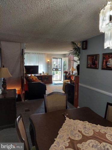 219 Spruce St, Manor, PA 19036-1018