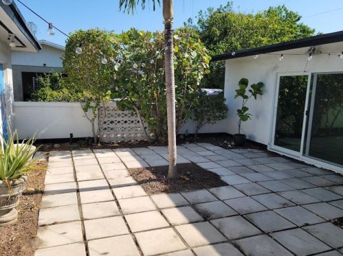 2220 1st St, Boynton Beach FL  33435-7203 exterior