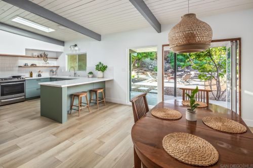 6584 Airoso Ave, San Diego CA  92120-4809 exterior