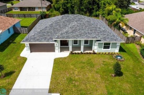 3431 Esperanto St, Fort Pierce, FL 34953-5105