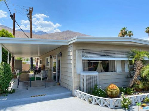 204 Safari St, Palm Springs, CA 92264-9028