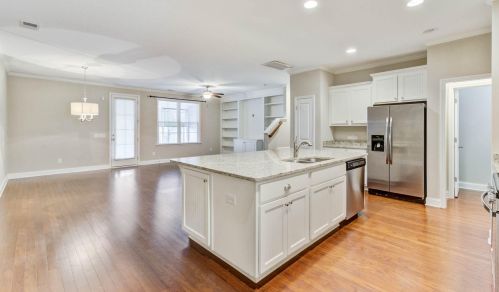 2005 Kings Gate Ln, Mount Pleasant SC  29466-8162 exterior