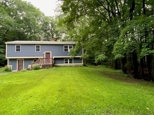 54 Mary Rowe Dr, Hillsboro, NH 03244-4953