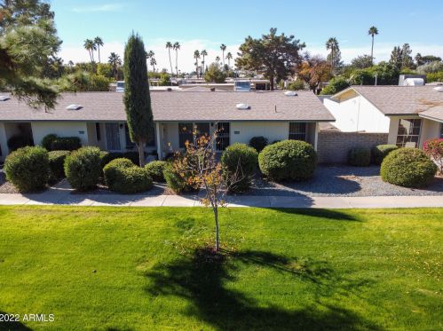 10536 Highwood Ln, Sun City, AZ 85373-1976