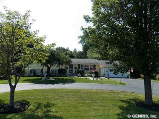 603 Plank Rd, Webster, NY 14580-2225