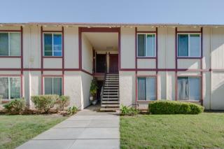 825 Oak Grove Rd, Concord CA  94518-3502 exterior