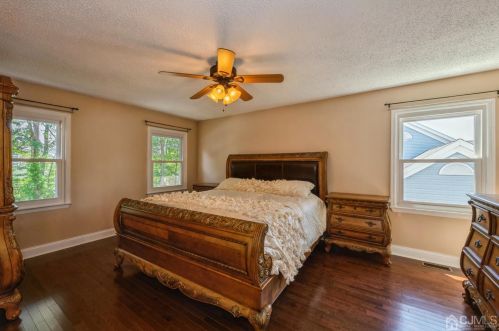 11 Nathan Dr, Old Bridge NJ  08857-2787 exterior