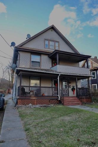 49 Franklin St, Ansonia CT  06401-1240 exterior