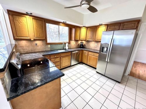 112 Housatonic Dr, Milford CT  06460-5034 exterior