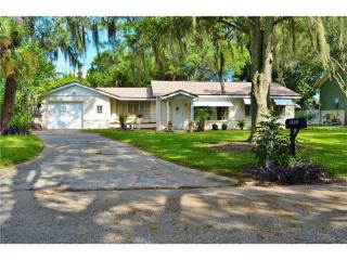 2630 Tifton St, Saint Petersburg, FL 33711-3643