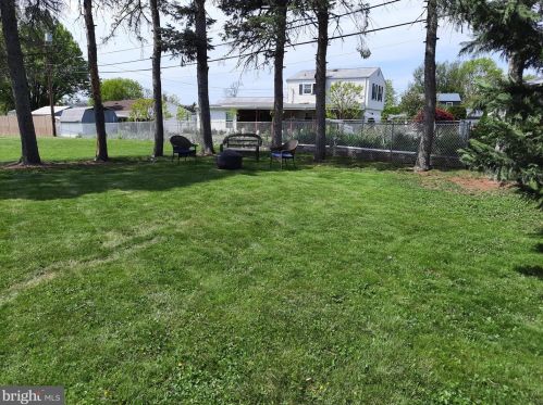 541 Old Orchard Ln, Camp Hill PA  17011-1829 exterior