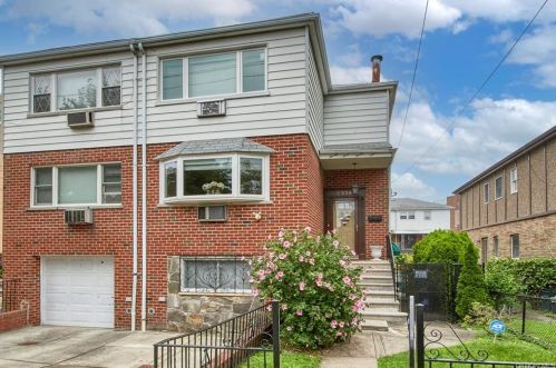 2334 Delanoy Ave, Bronx, NY 10469-6306