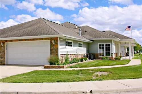2068 35th St, Ankeny, IA 50023-5900