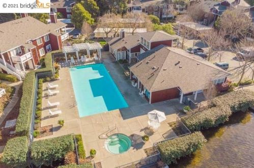 55 Bayside Ct, Richmond CA  94804-7443 exterior