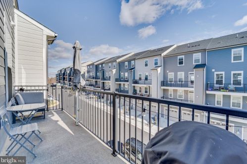 14957 River Walk Way, Woodbridge VA  22191 exterior